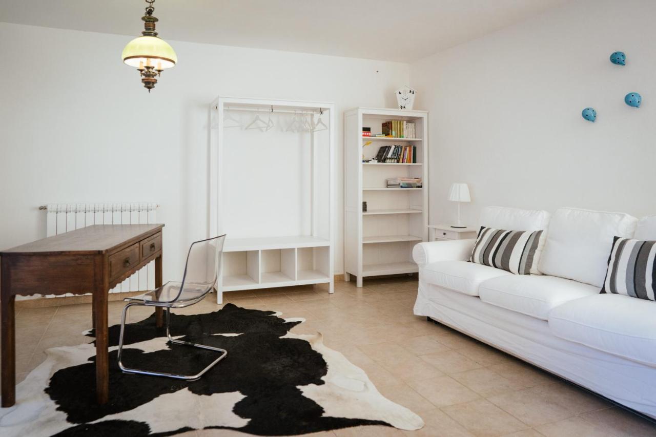 Prestigiosa Villa Con Piscina Condominiale Monopoli Bagian luar foto