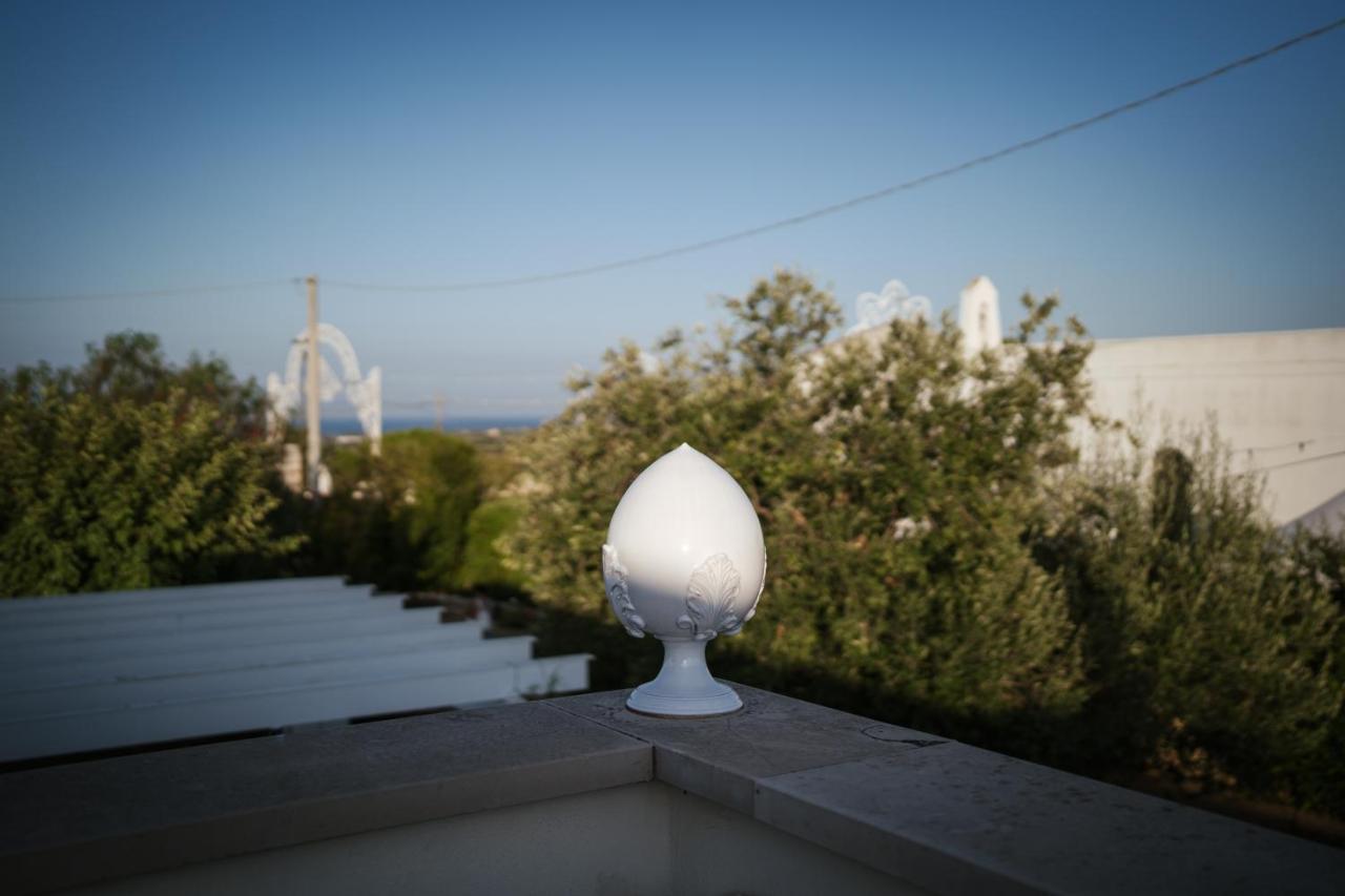 Prestigiosa Villa Con Piscina Condominiale Monopoli Bagian luar foto