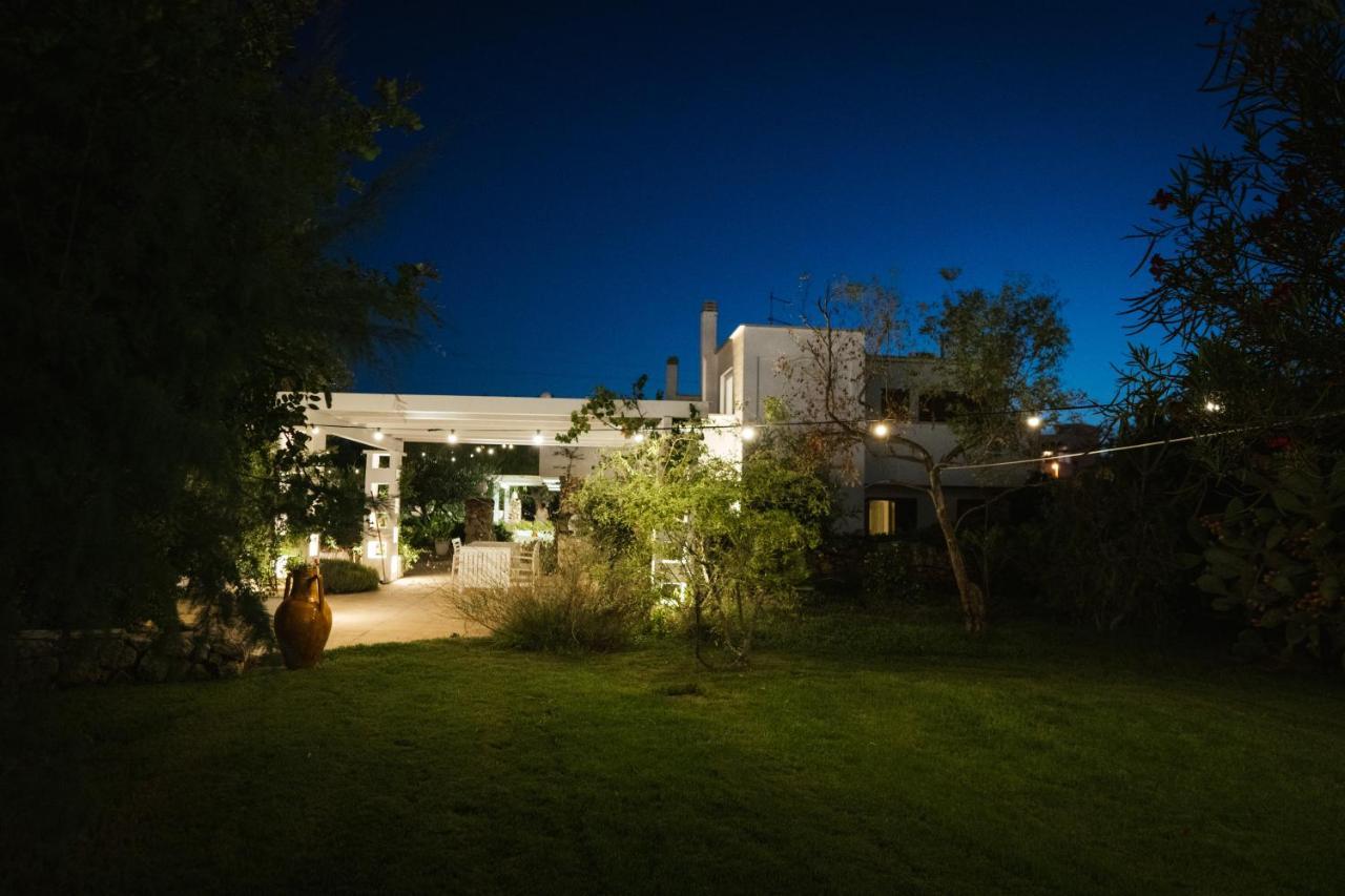 Prestigiosa Villa Con Piscina Condominiale Monopoli Bagian luar foto