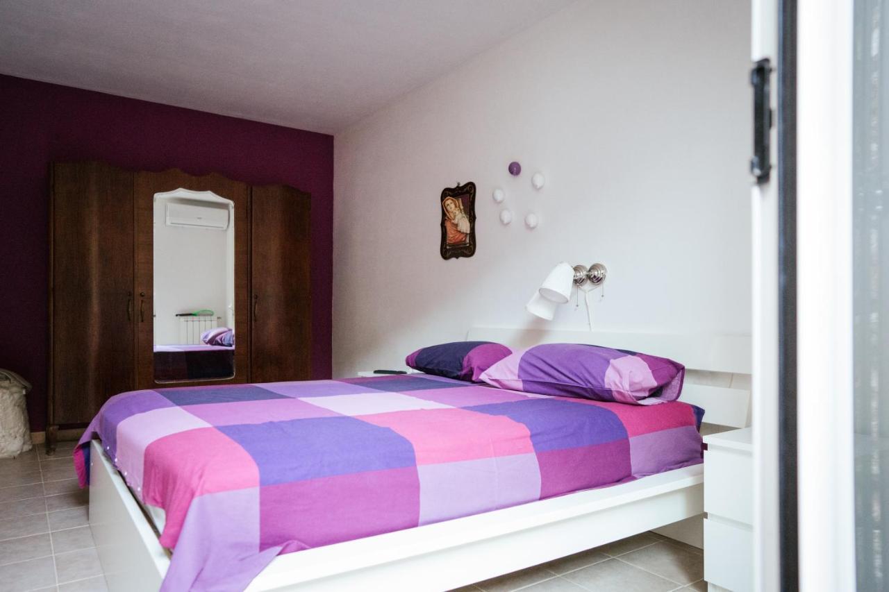 Prestigiosa Villa Con Piscina Condominiale Monopoli Bagian luar foto