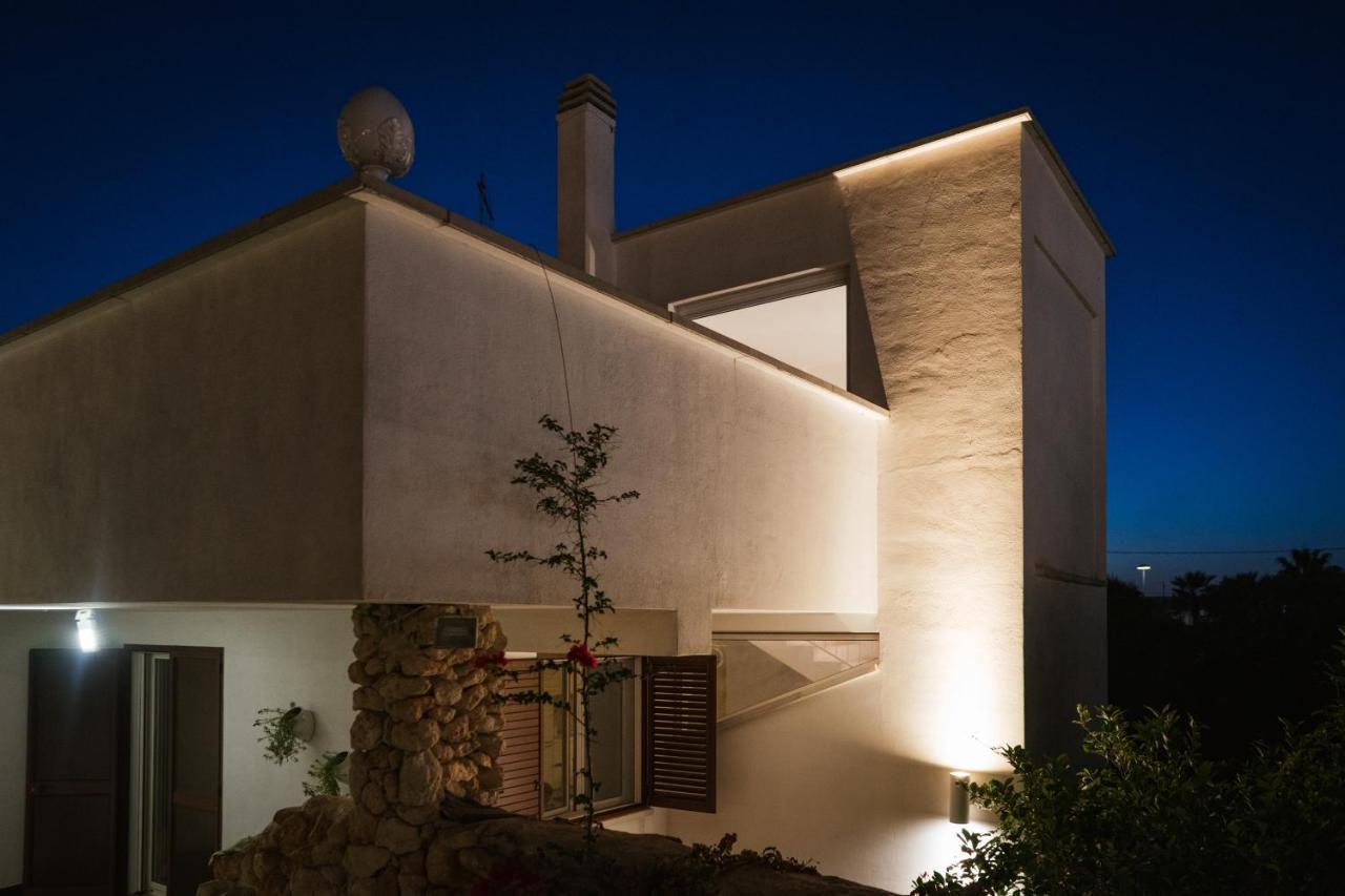 Prestigiosa Villa Con Piscina Condominiale Monopoli Bagian luar foto